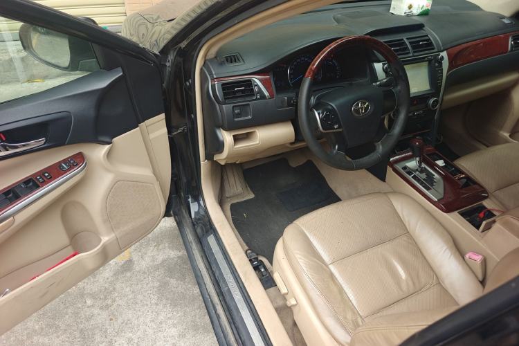 Used Toyota Camry 2013 2.0G Comfort Edition Driver Seat