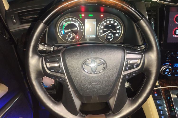 Used Toyota Alphard 2021 Dual-Engine 2.5L Luxury Edition