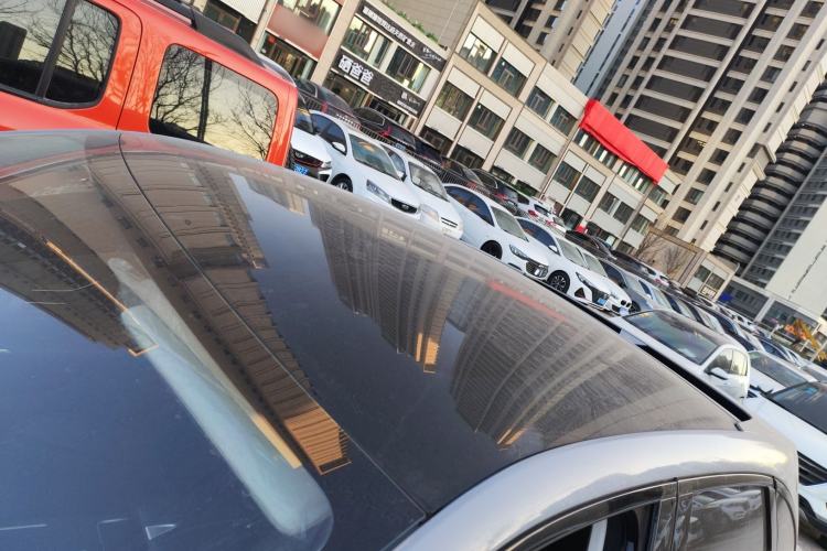 Used Venucia V 2023 260T Idol Edition Pro
