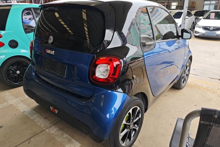 Used smart fortwo 2015 1.0L 52 kW Hardtop Passion Edition
