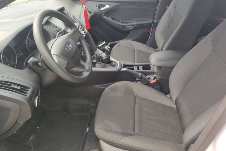 Used Ford Focus 2018 Hatchback Classic 1.6L Manual Comfort Plus SmartDrive Edition