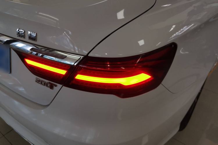 Used Geely Auto Binray 2019 200T Manual Binchi Edition
