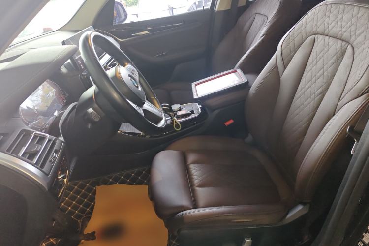 Used BMW X3 2022 Restyled xDrive25i M Sport Package Left Front Seat