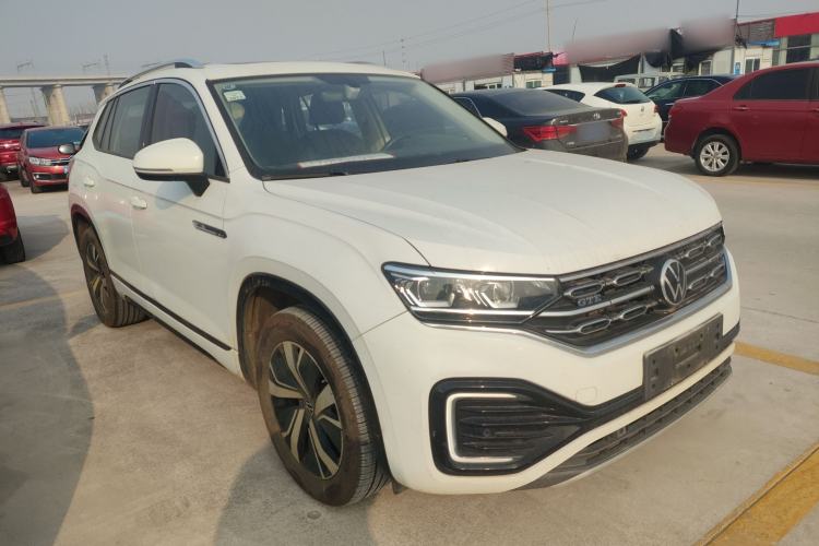 Used Volkswagen Tayron GTE Plug-in Hybrid 2020 1.4T Luxury Model Exterior 2