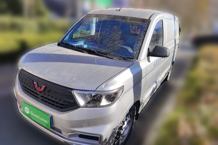 Used Wuling Hongguang V 2019 1.5L Jingqu Edition Sealed-Window Vehicle China VI LAR