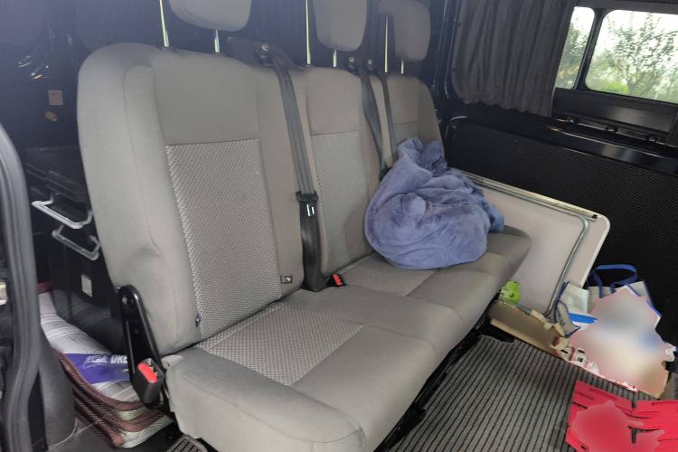 Used Ford Transit 2019 2.0T Gasoline Automatic Multi-Function Commercial Vehicle Short Wheelbase Low Roof 6-Seater China VI Standard
