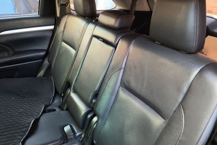 Used Toyota Highlander 2018 2.0T Four-Wheel Drive Luxury Edition 7 Seats China V Emission Standard