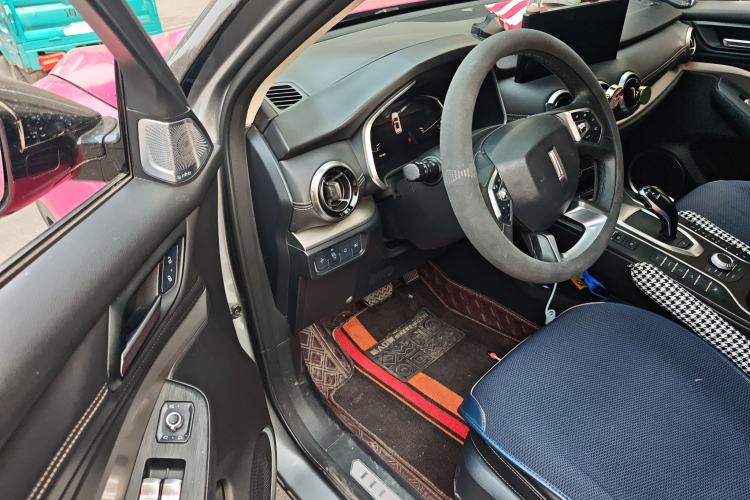 Used Wey VV6 2021 2.0T Two-Wheel Drive Smart Protection+