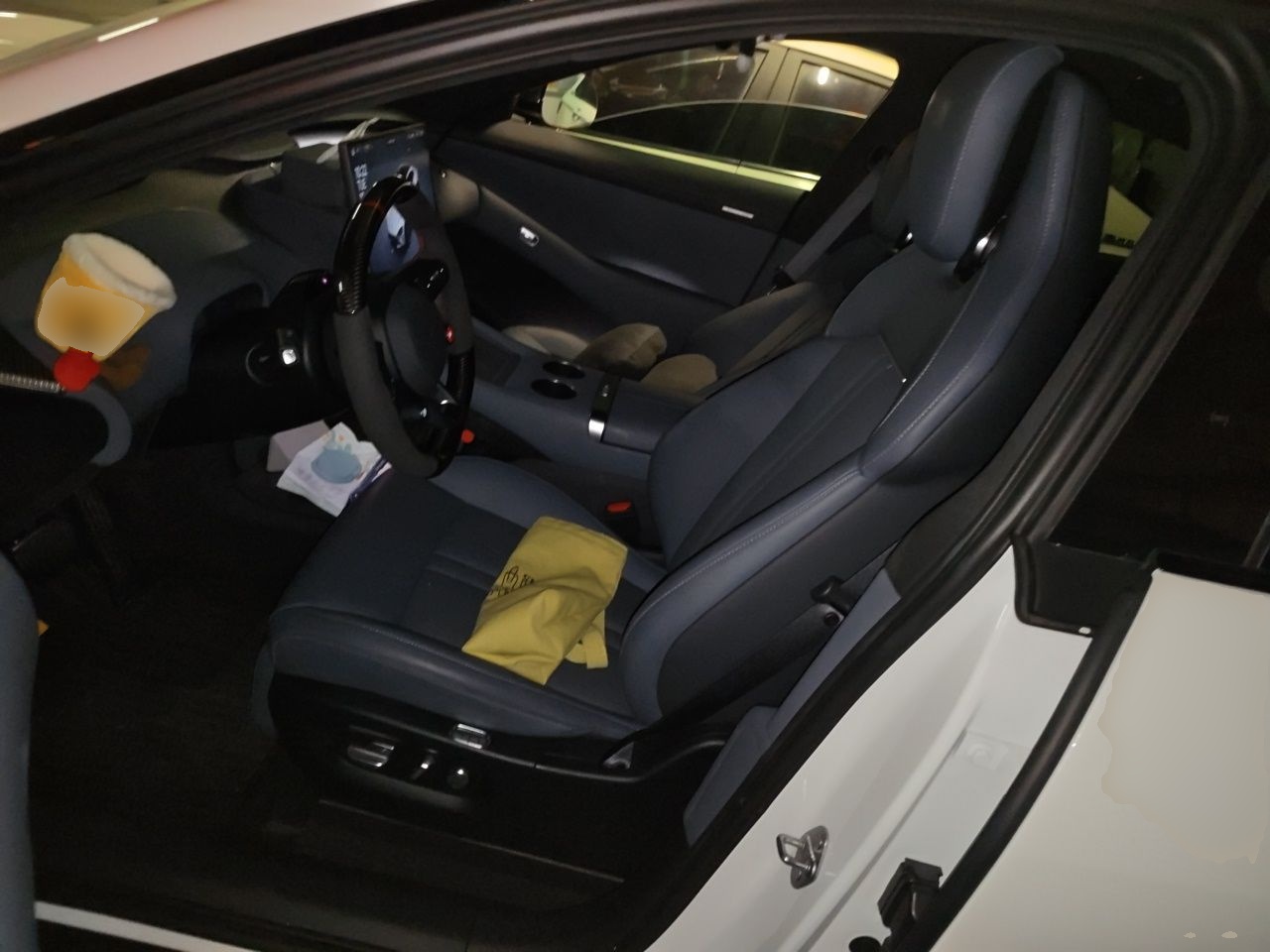 Xiaomi Auto YU7 2025 Ultra-Long Range High-Performance All-Wheel-Drive Max Edition — снимка 16