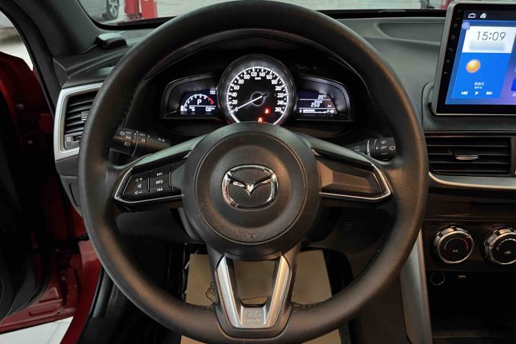 Used Mazda CX-4 2018 2.0L Automatic Two-Wheel Drive Blue Sky Dynamic Version China V Standard Interior 2