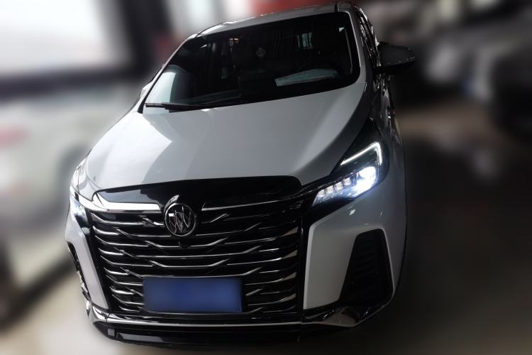 Used Buick GL8 2021 Land Cruiser Executive Class 652T Comfort Model Front