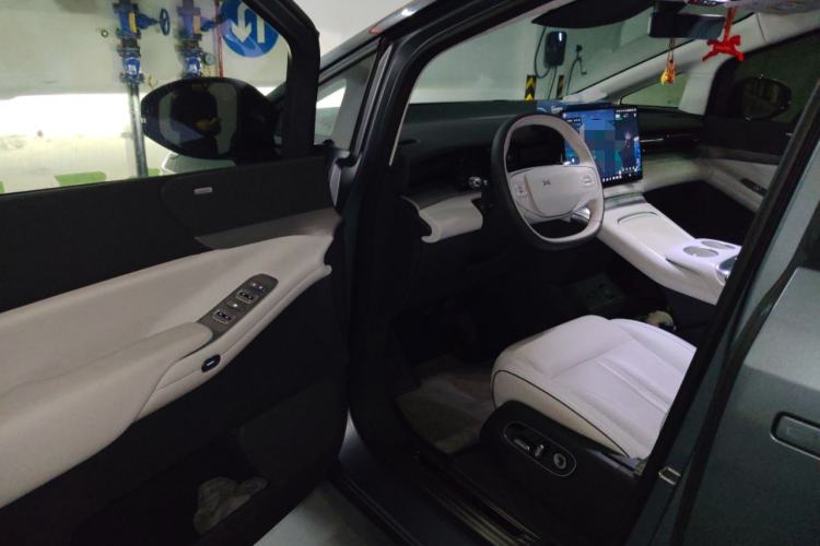 Used XPeng X9 2025 740 Ultra-Long Range Max