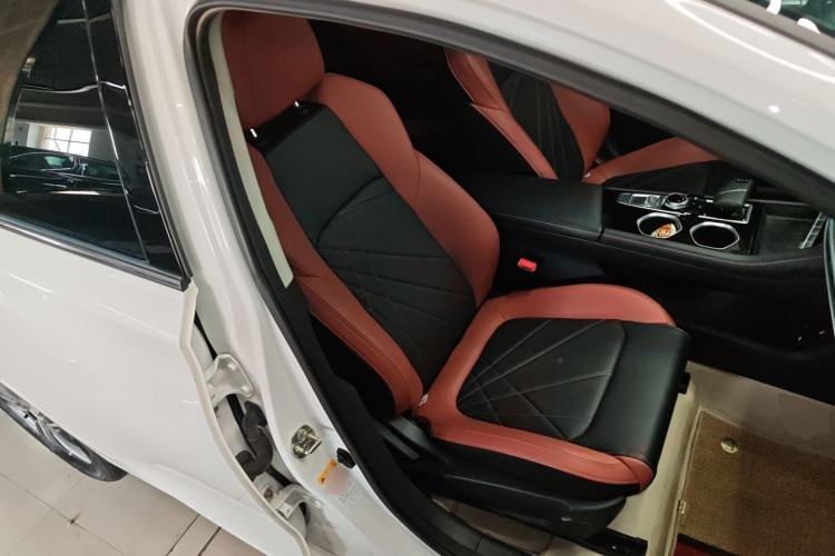 Used Changan Eado 2023 Changan Edition PLUS Blue Whale NE 1.4T GDI DCT Prestige Version
