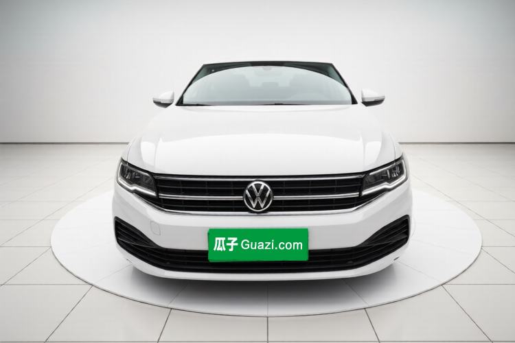 Used Volkswagen Bora 2021 1.5L Manual Fashion Smart Connect Edition Front