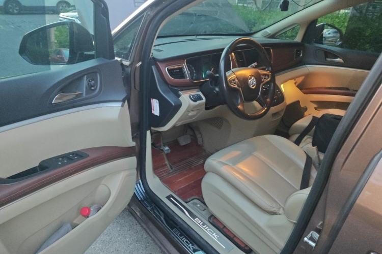 Used Buick GL8 2018 28T Prestige Version China VI Standard