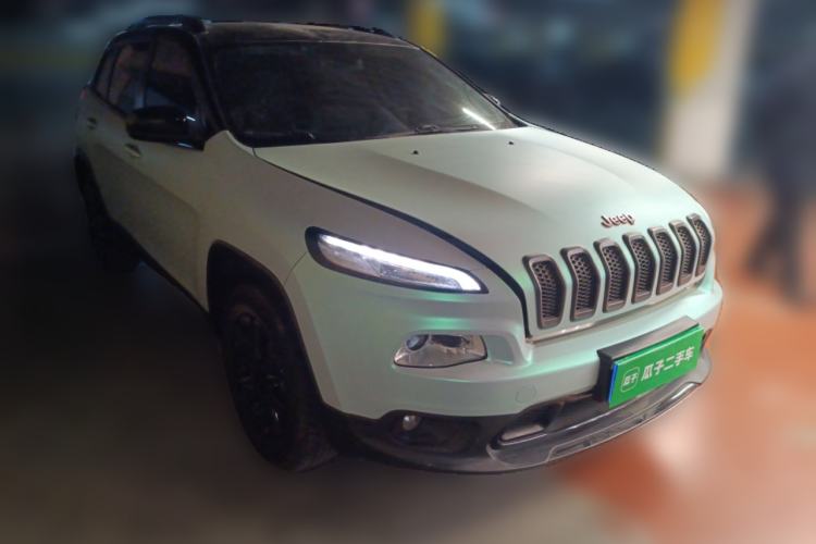 Used Jeep Cherokee 2016 2.4L Professional Smart Version