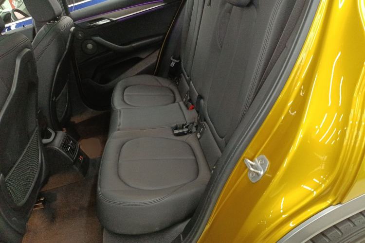 Used BMW X2 2019 sDrive25i Luxury Model with M Off-Road Package China VI Emission Standard
