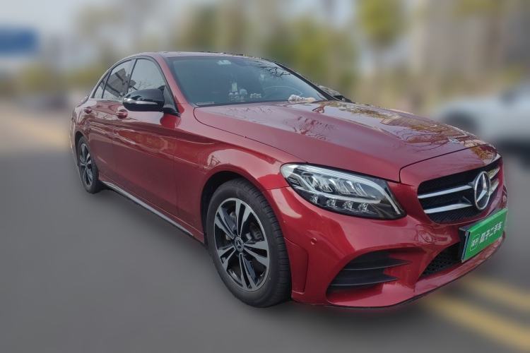 Used Mercedes-Benz C-Class 2019 C 260 Sport Edition Front Right 45 Deg