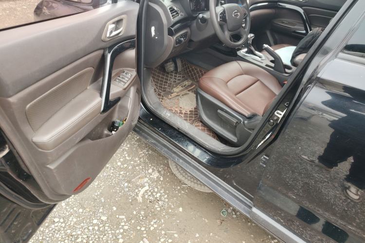 Used GAC Trumpchi GS4 2015 200T G-DCT Elite Edition Driver Seat