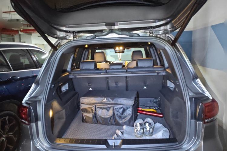 Used Mercedes-Benz GLB AMG 2021-Year Restyled AMG GLB 35 4MATIC Trunk