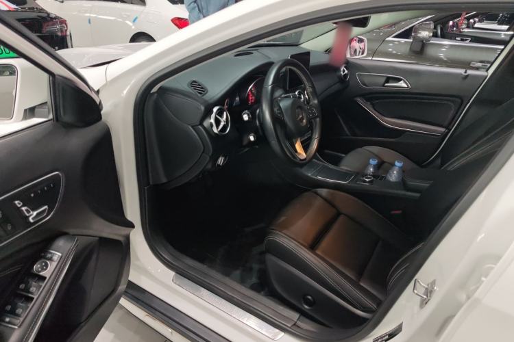 Used Mercedes-Benz GLA 2018 GLA 200 Fashion Model
