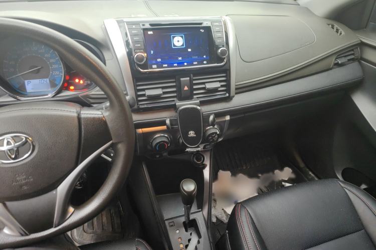 Used Toyota YARiS L Zhi Xuan 2015 1.5E Automatic Charm Edition