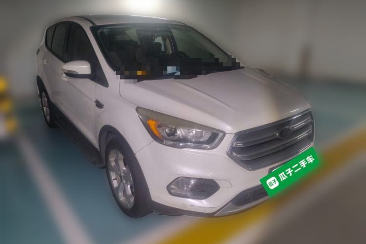 Used Ford Kuga 2017 EcoBoost 180 Two-Wheel-Drive Elite Trim Front Right 45 Deg