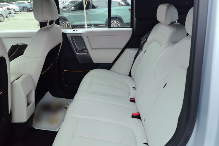 Used iCAR V23 2025 401 Two-Wheel Drive Intelligent Driving Version Left Rear Seat