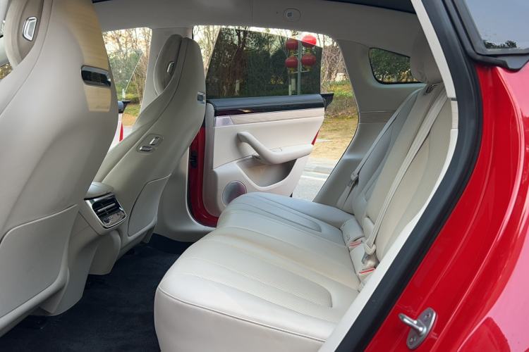 Used Hima Luxeed S7 2025 785 km Ultra