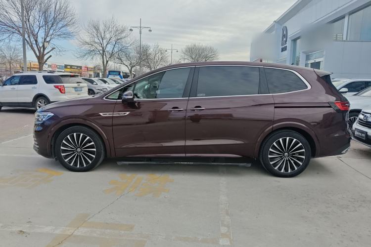 Used Volkswagen Viloran 2020 380TSI Prestige Edition
