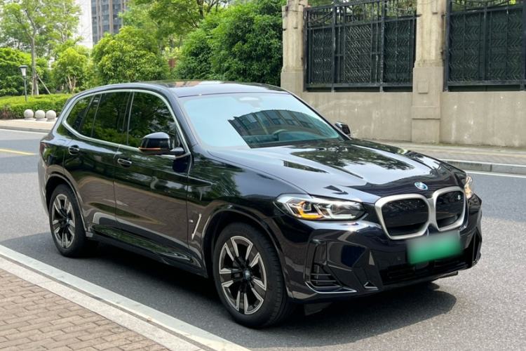 Used BMW iX3 2024 Leading Model
