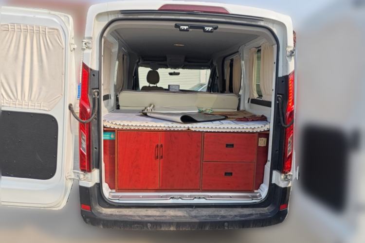 Used SAIC MAXUS Xintu V90 2020 2.0T AMT Yunjie Edition Front-Wheel Drive Rear Single Tire Short Wheelbase Mid-Height 6-Seater Trunk