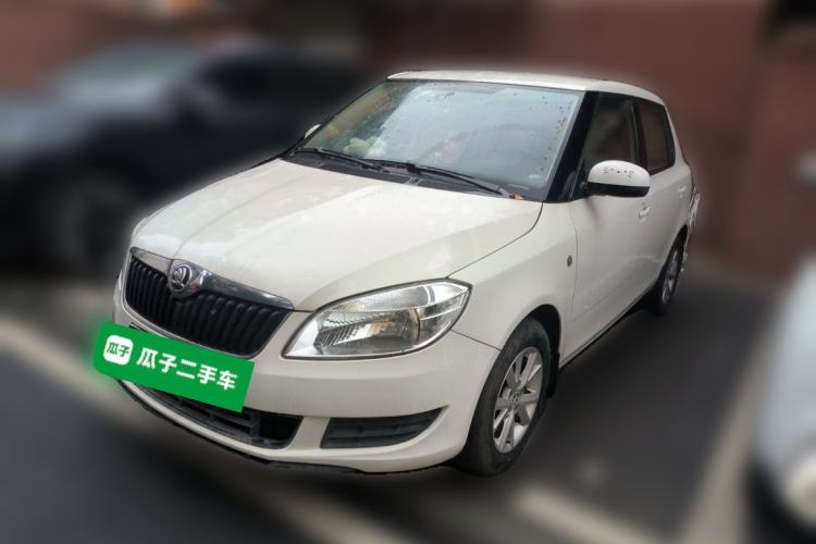 Used Skoda Fabia 2014 1.4L Manual Crystal Edition