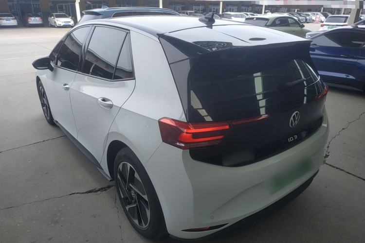 Used Volkswagen ID.3 2025 Smart Version Pure & Intelligent Enjoyment Edition Rear Left 45 Deg