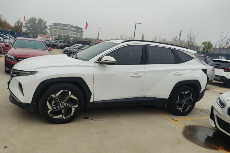 Used Hyundai Tucson 2022 Tucson L 1.5T DCT LUX Prestige Edition N Line Left Side