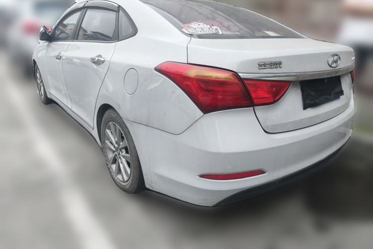 Used Hyundai Mistra 2014 1.8L Automatic Smart GLS
