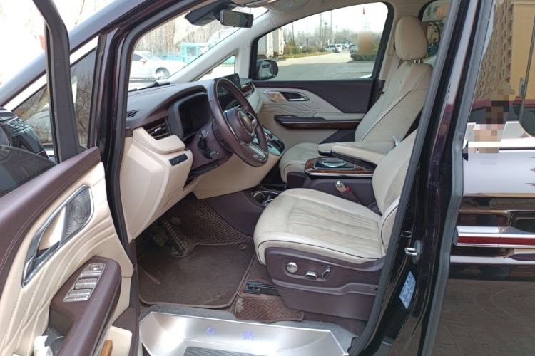 Used Hongqi HQ9 2023 2.0T Smart Connect Flagship Edition Left Front Seat