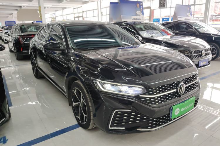 Used Volkswagen Passat 2023 Restyled 330TSI Starry Luxury Edition