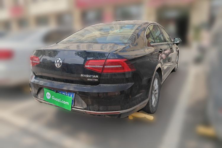 Used Volkswagen Magotan 2017 280TSI DSG Comfort Model Rear Right 45 Deg