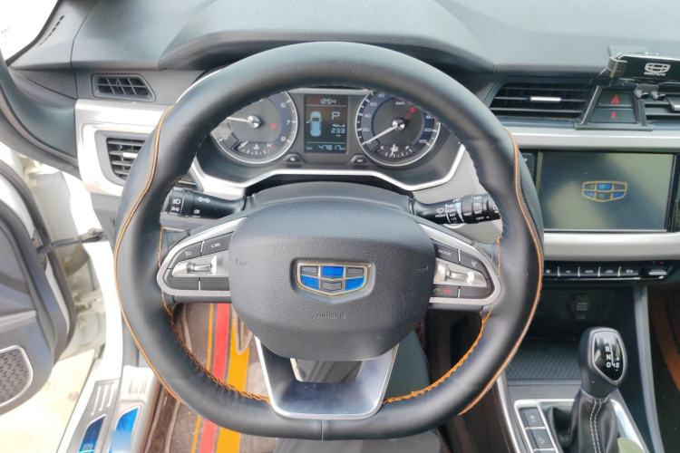 Used Geely Auto Vision X3 2019 Upgraded Model 1.5L CVT Elite Version Steering Wheel