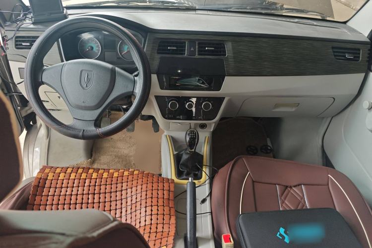 Used Jinbei New Hiace X30L 2021 1.5L Wealth Edition Bus Non-Air-Conditioned China VI Standard SWC15M Center Console