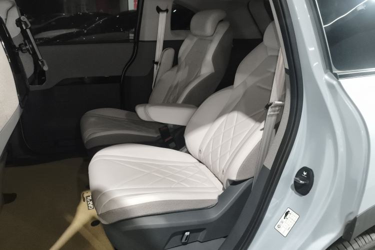 Used ARCFOX Kaola 2023 Family Edition Pro
