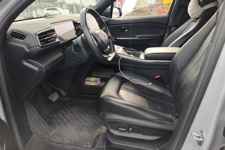 Used Nio ES6 2022 75 kWh Sport Edition Left Front Seat