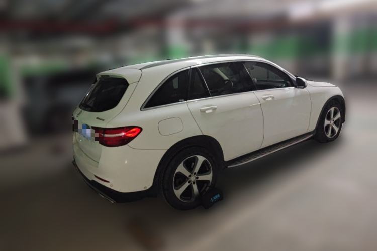 Used Mercedes-Benz GLC 2016 GLC 260 4MATIC Luxury Model Rear Right 45 Deg