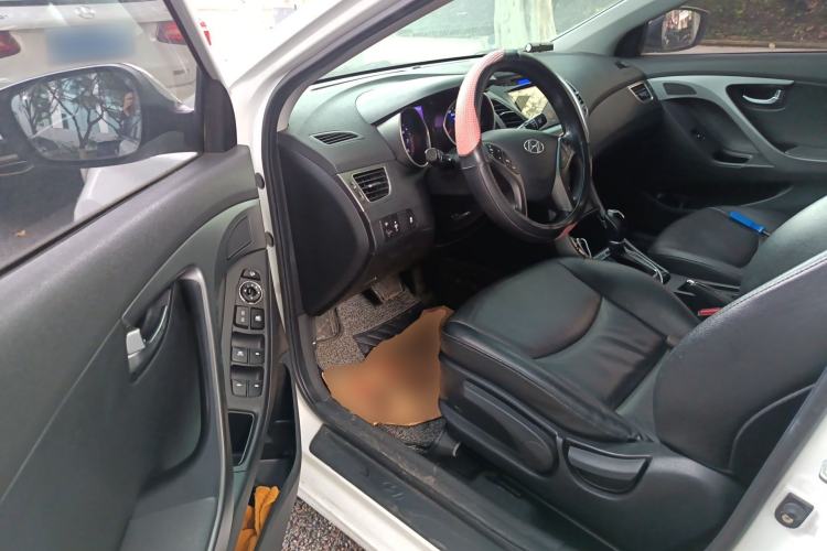 Used Hyundai Elantra (5th Generation / Langdong) 2015 1.6L Automatic Luxury Model Driver Seat