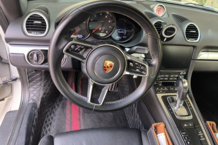 Used Porsche 718 2016 Cayman 2.0T