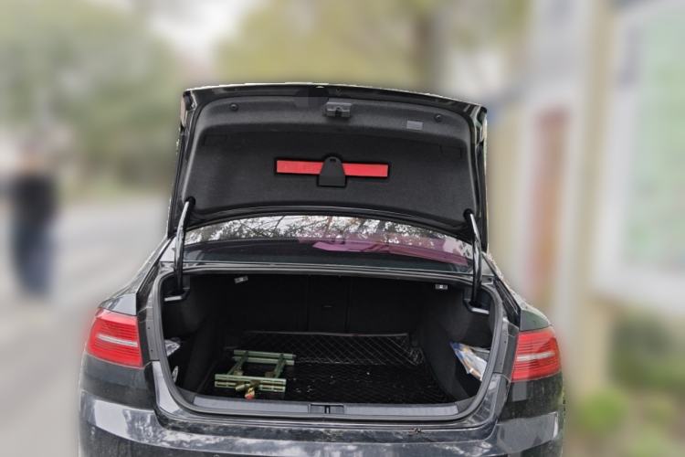 Used Volkswagen Magotan 2019 330TSI DSG Leading Edition China V Standard