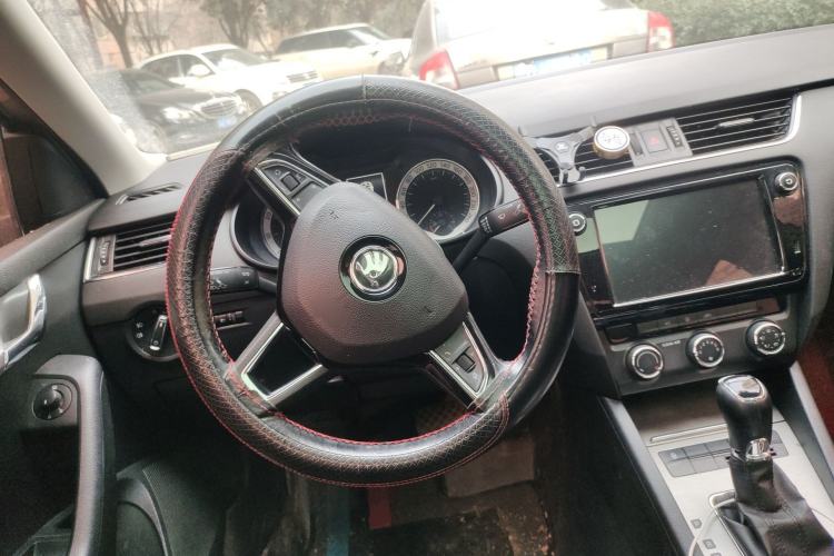 Used Skoda Octavia 2018 1.6L Automatic Luxury Edition