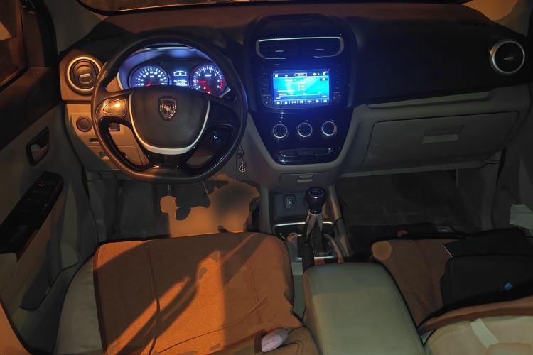 Used Jinbei 750 2015 1.5L Luxury Model