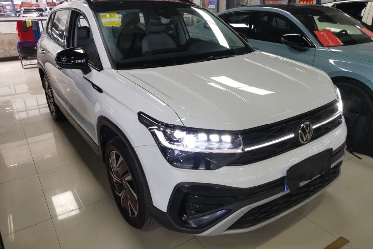 Used Volkswagen Tharu 2024 300TSI Two-Wheel-Drive Moon Luxury Edition
